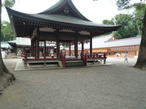 氷川神社　舞殿